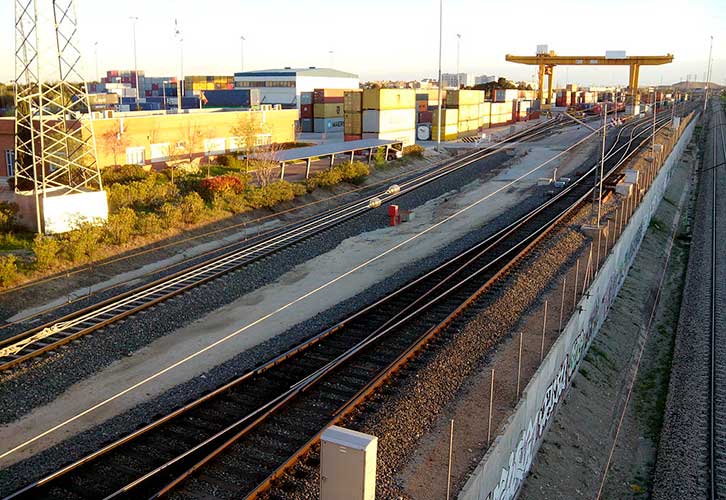 Puerto seco, transporte de mercancías del interior hacia la costa
